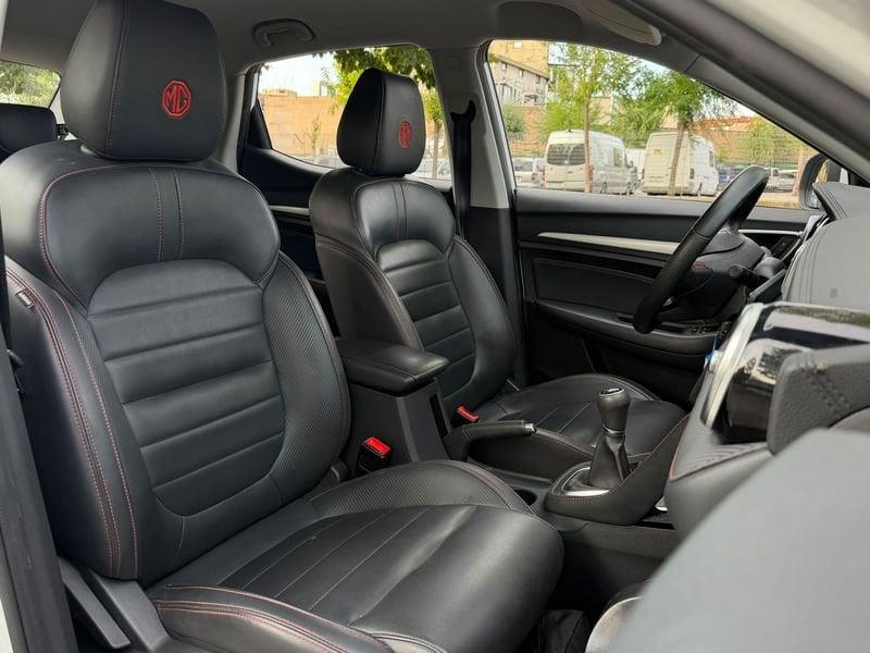 MG ZS ZS 1.5 Luxury +GPL