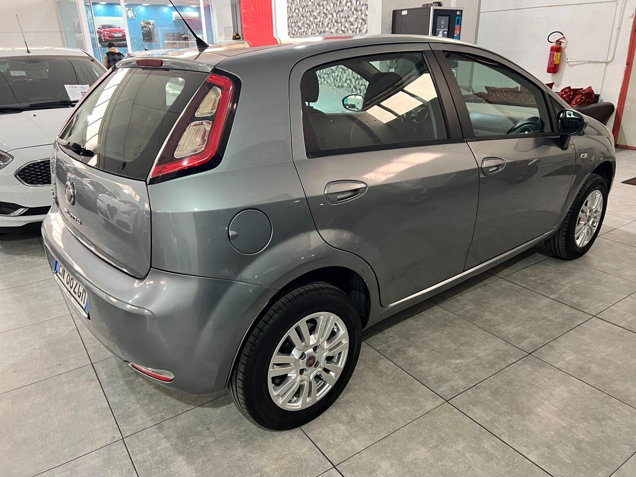Fiat Punto Evo 1.4 5p. Emotion Natural Power 78 cv 2012