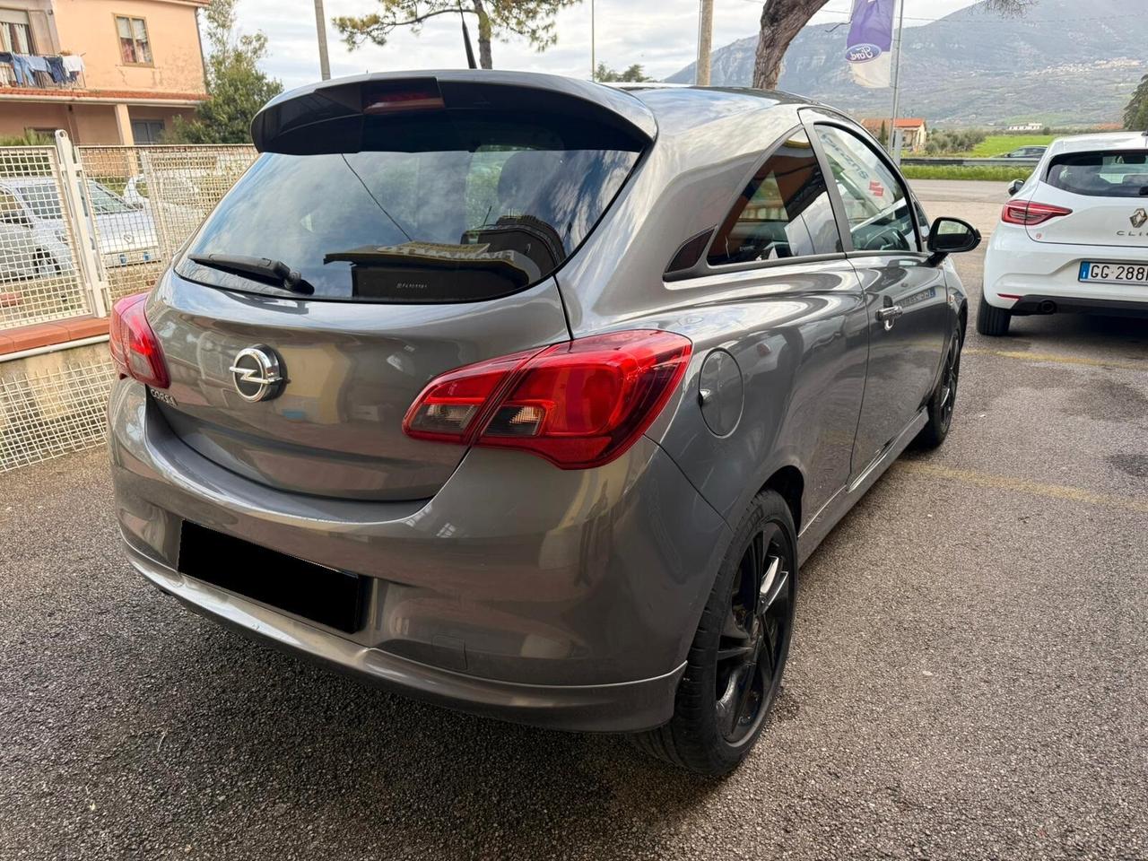Opel Corsa 1.4 90CV Coupé b-Color