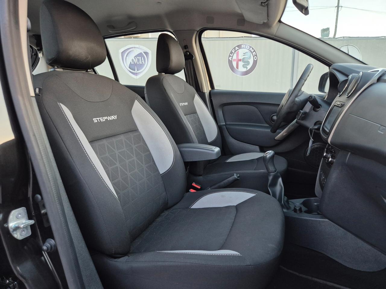 Dacia SANDERO STEPWAY 1.5 dCi 90CV RESTAYLING 2015 FULL