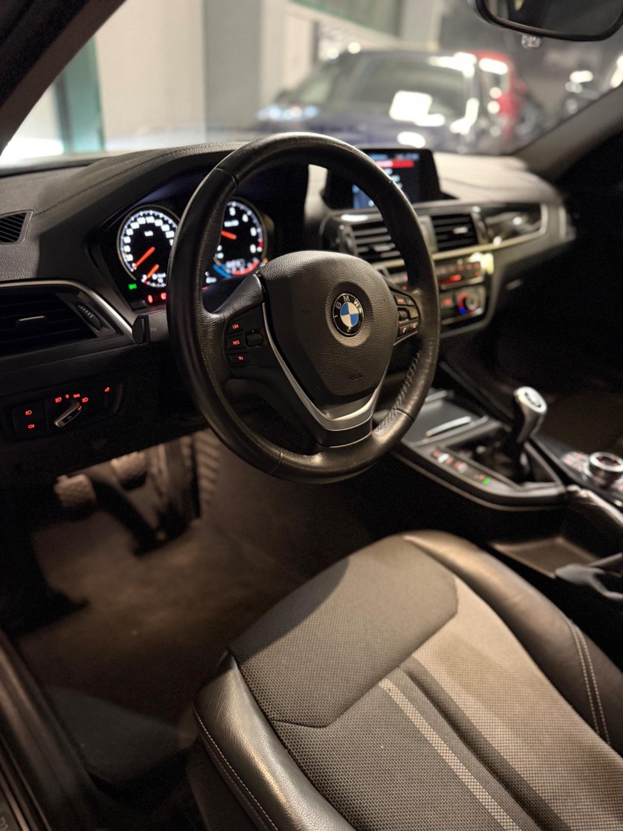 Bmw 116d 5p. URBAN EU6B INTROVABILE KMCERT GARANZ UNICOPR