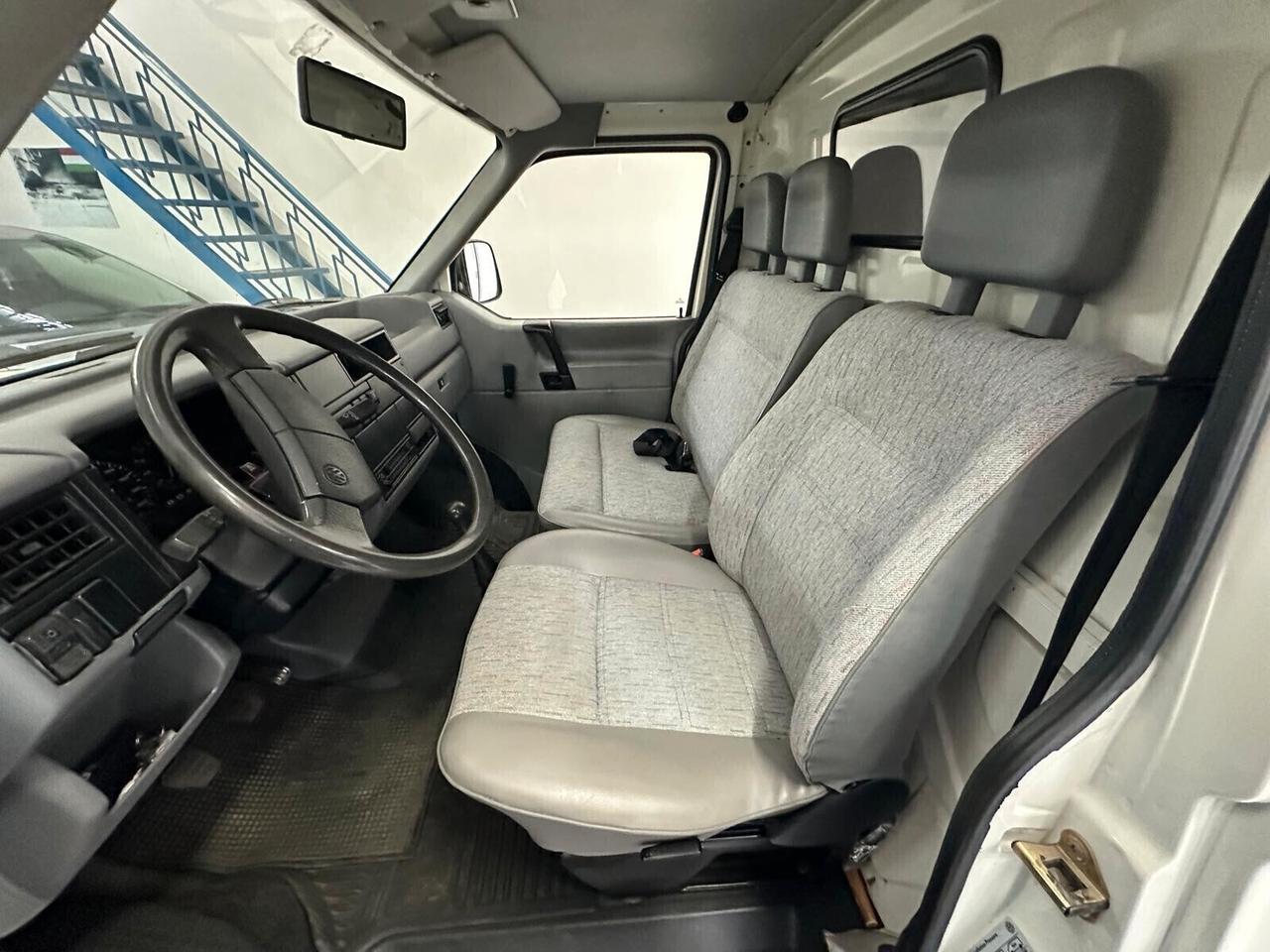 Volkswagen transporter T4