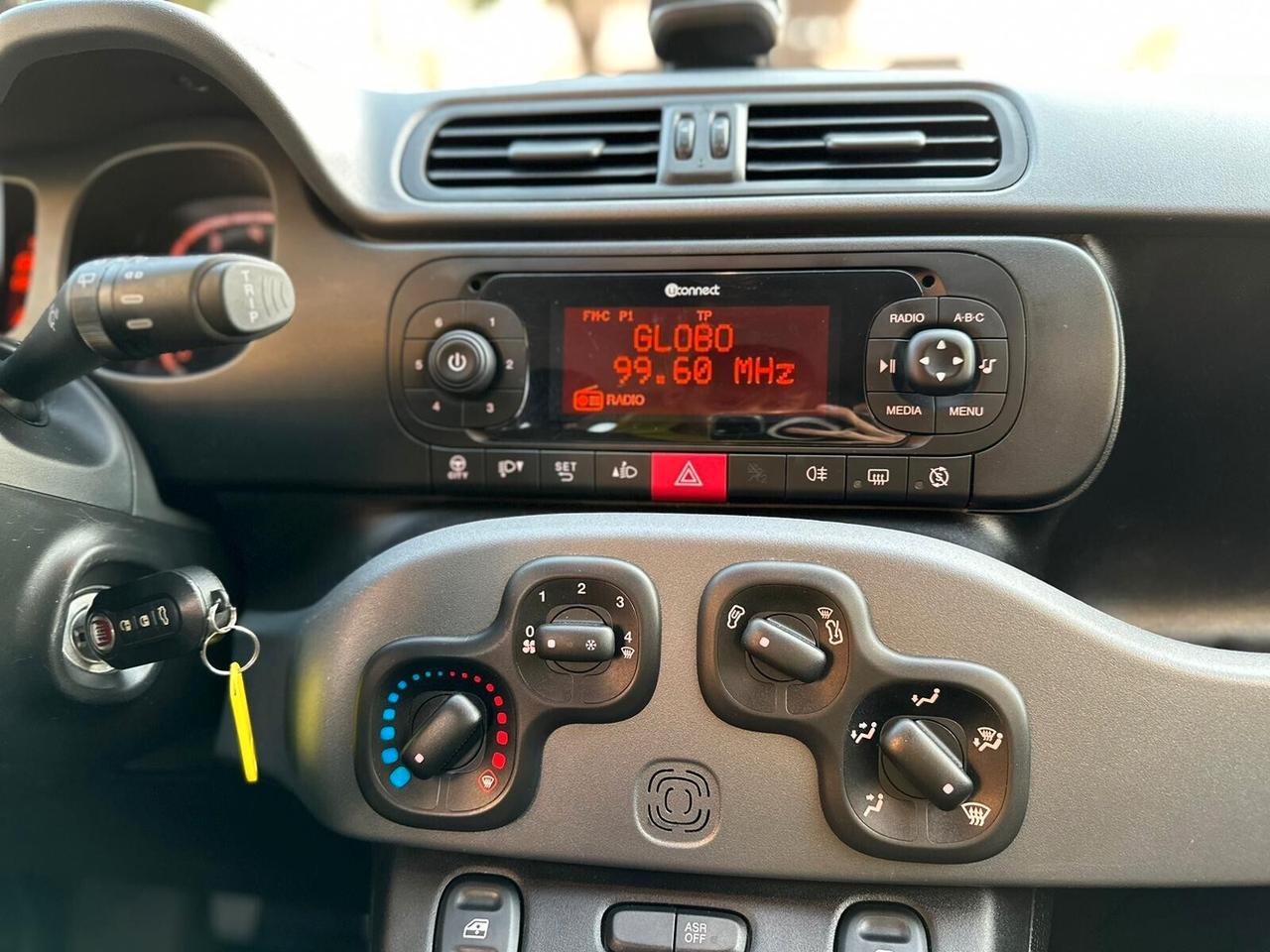 Fiat Panda 1.0 FireFly S&S Hybrid City Life 5posti USB C.VOLANTE