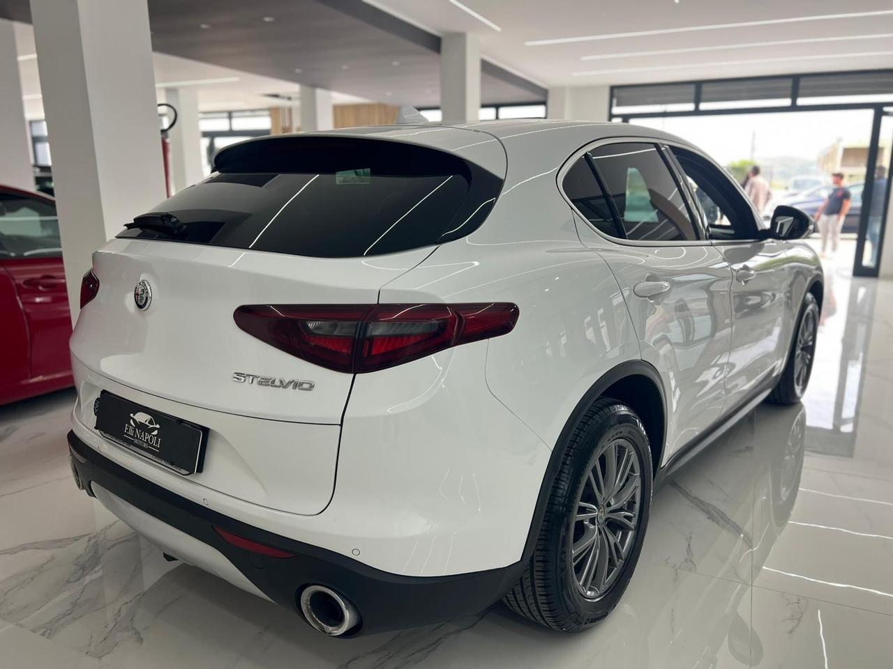 Alfa Romeo Stelvio 2.2 Turbodiesel 180 CV AT8 RWD Super