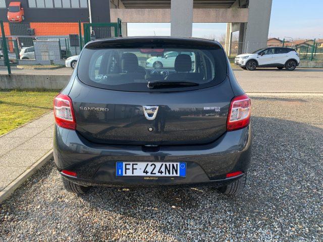 DACIA Sandero 1.2 75CV Serie Speciale Lauréate Family