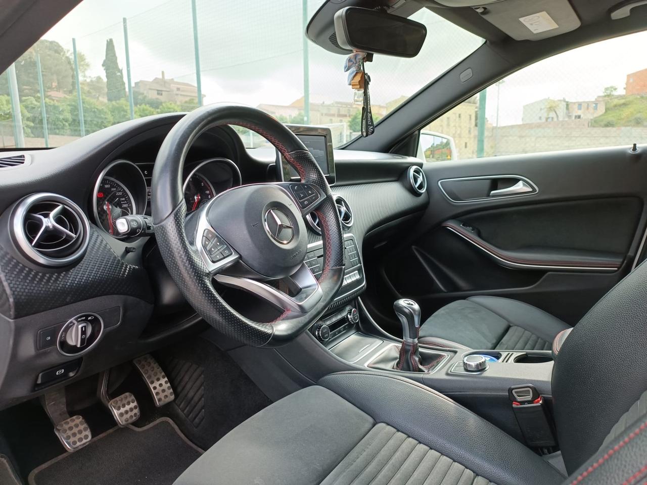 Mercedes-benz A 200 CDI Premium Amg