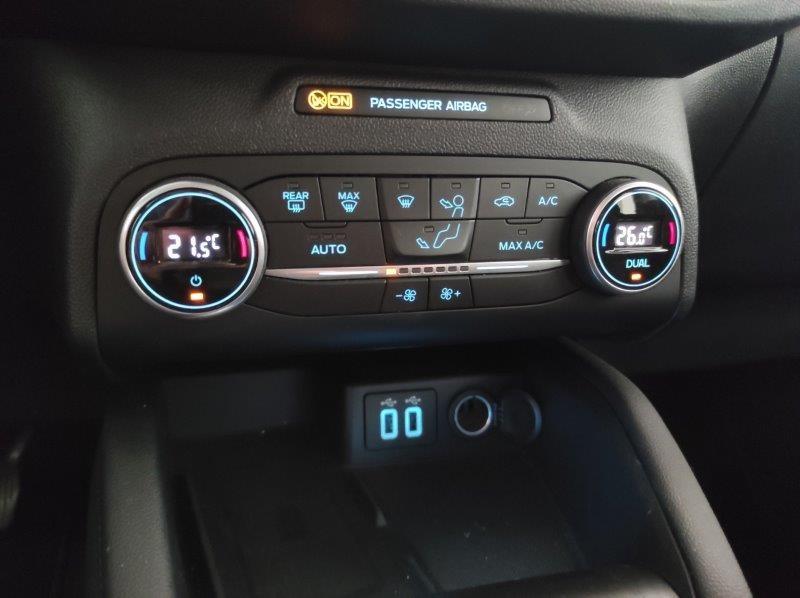 FORD Kuga 3ª serie - Kuga 2.5 Plug In Hybrid 225 CV CVT 2WD Titanium Business