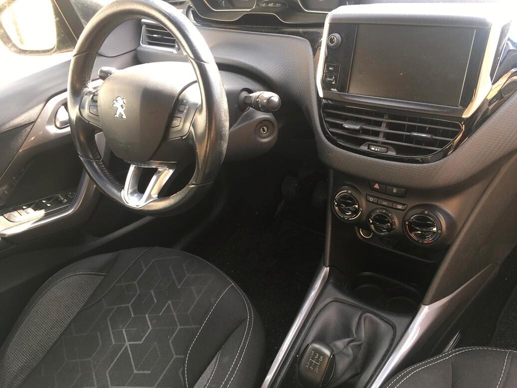 Peugeot 2008 PureTech 82 Allure