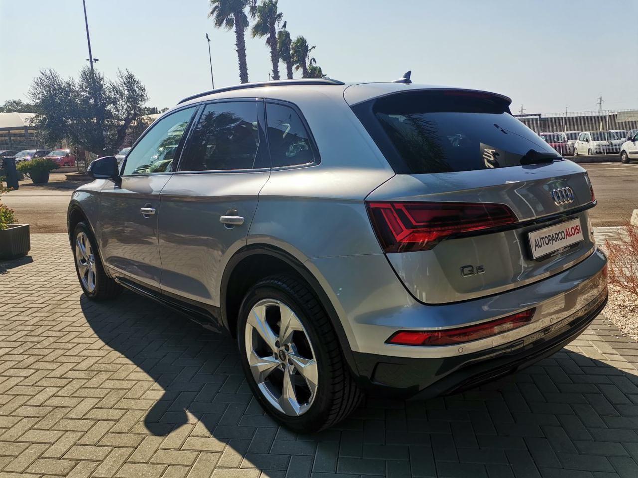 Audi Q5 40 TDI 204 CV quattro S tronic Business Advanced