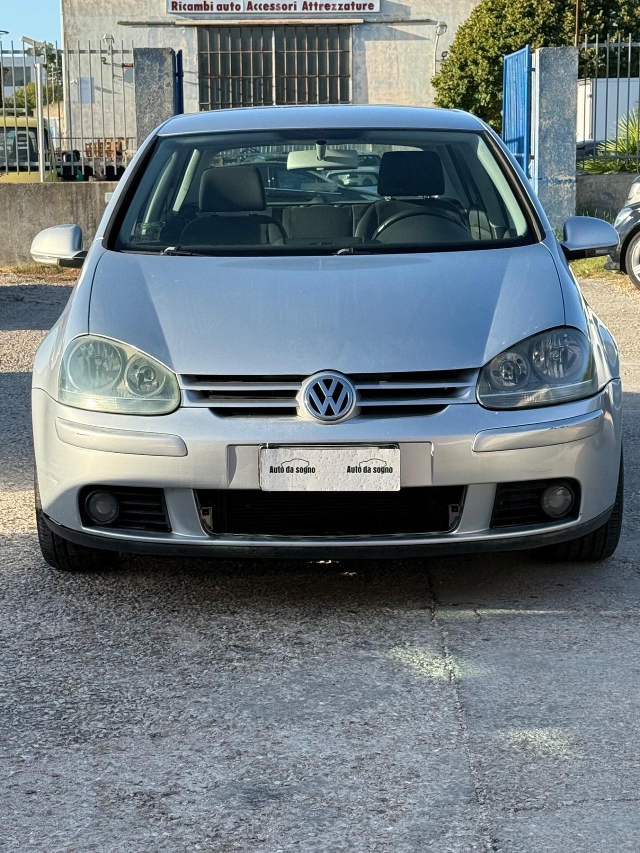 Volkswagen Golf 1.6 16V FSI 5p. Sportline