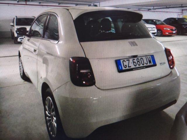 FIAT 500e Berlina 190km