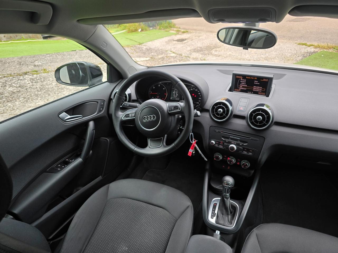 Audi A1 SPB 1.6TDI 90CV S.LINE DSG 75000KM-2013