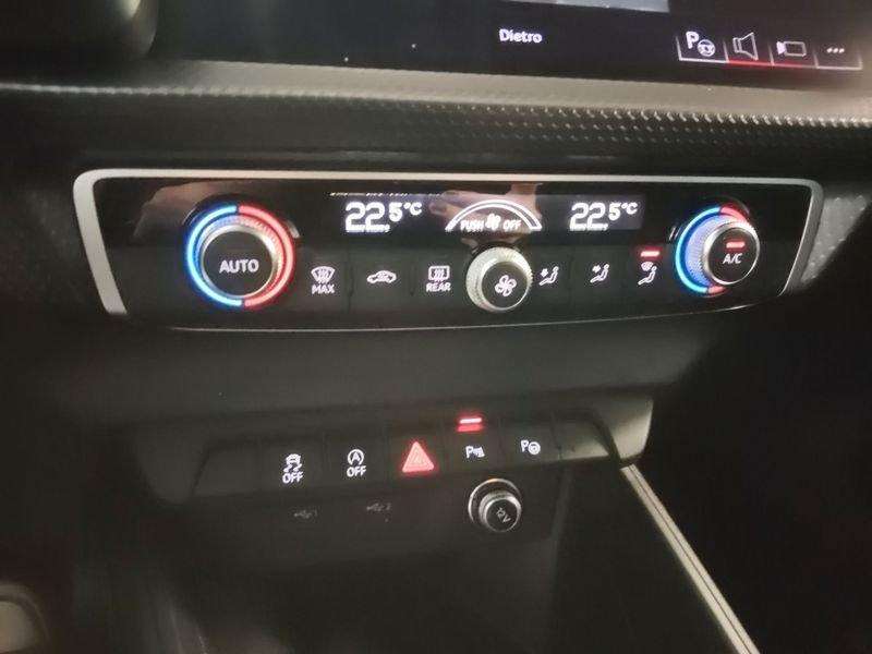 Audi A1 A1 citycarver 30 TFSI S tronic Identity Contrast