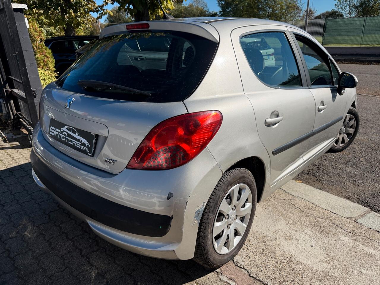 Peugeot 207 1.4 HDi 70CV 5p. XS
