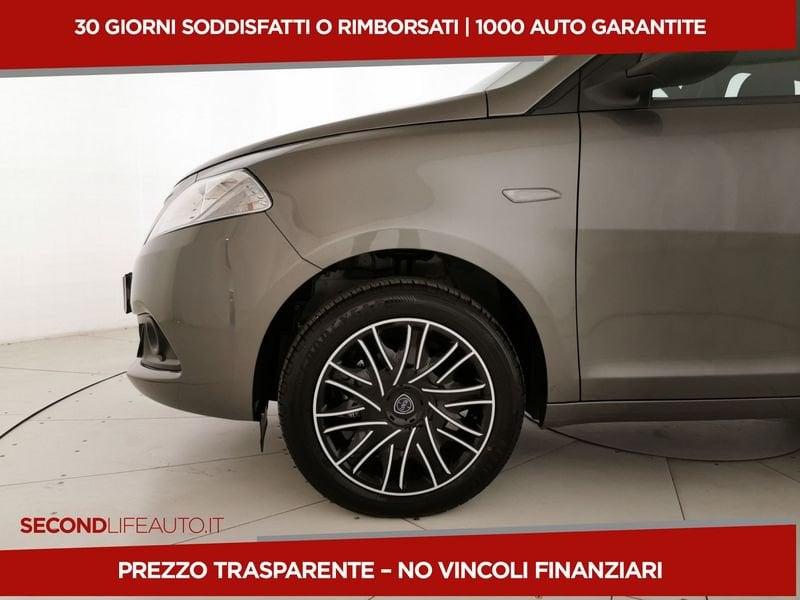 Lancia Ypsilon 1.0 firefly hybrid Gold s&s 70cv 5p.ti
