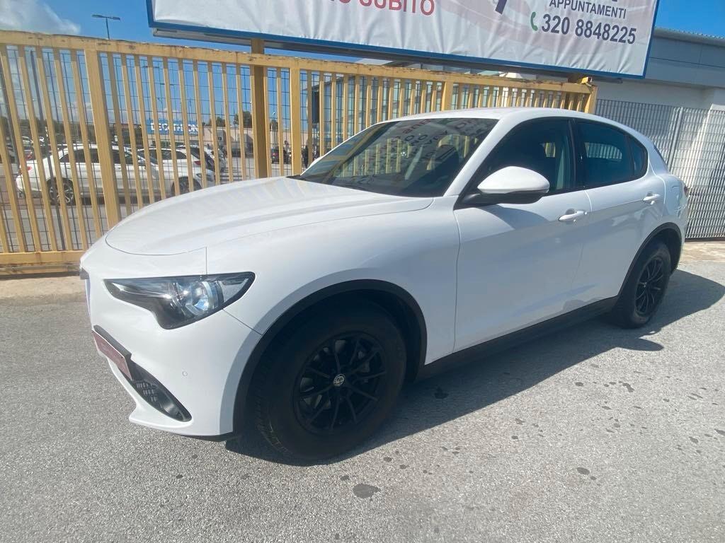 Alfa Romeo Stelvio 2.2 Turbodiesel 160 CV AT8 RWD Business