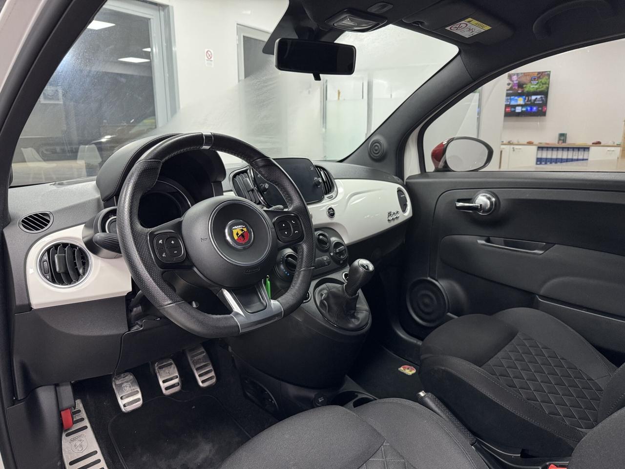 Abarth 595 1.4 Turbo T-Jet 165 CV