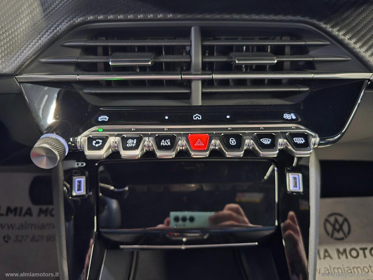 PEUGEOT 2008 Hybrid 136 e-DCS6 Allure