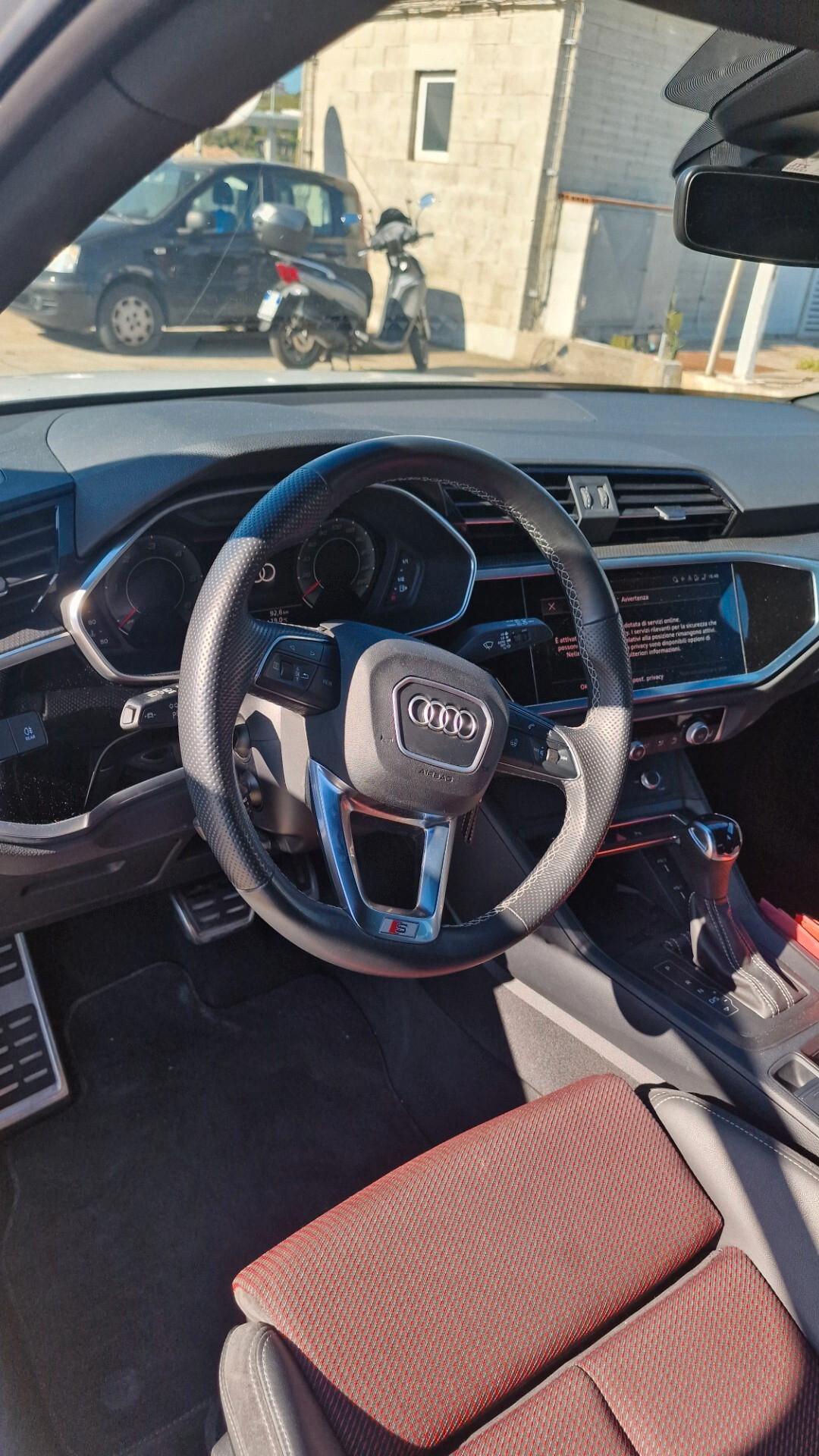 Audi Q3 SPB 35 TDI quattro S tronic Business Plus