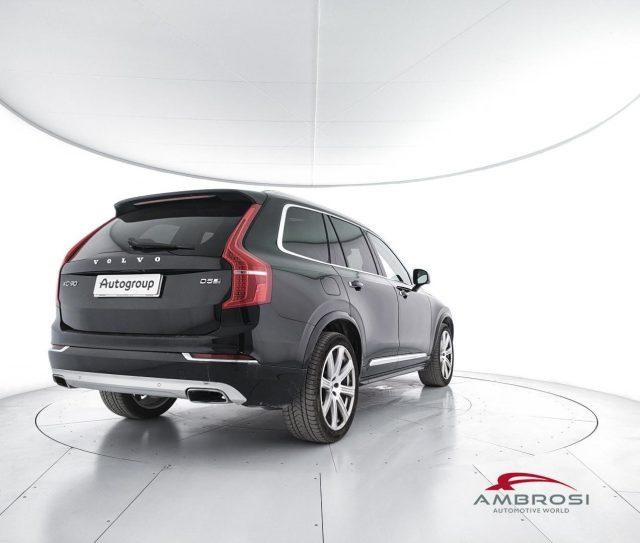 VOLVO XC90 D5 AWD Geartronic 7 posti Momentum