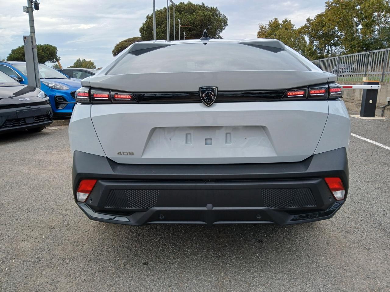Peugeot 408 Hybrid 145 e-DCS6 Allure