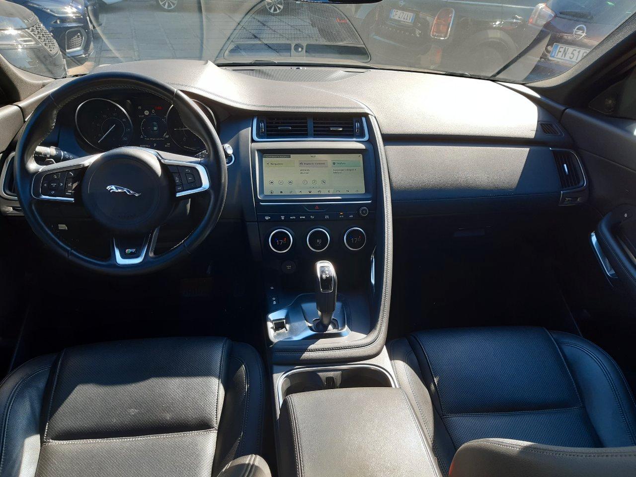 Jaguar E-Pace 2.0d i4 R-Dynamic HSE awd 150cv auto my19