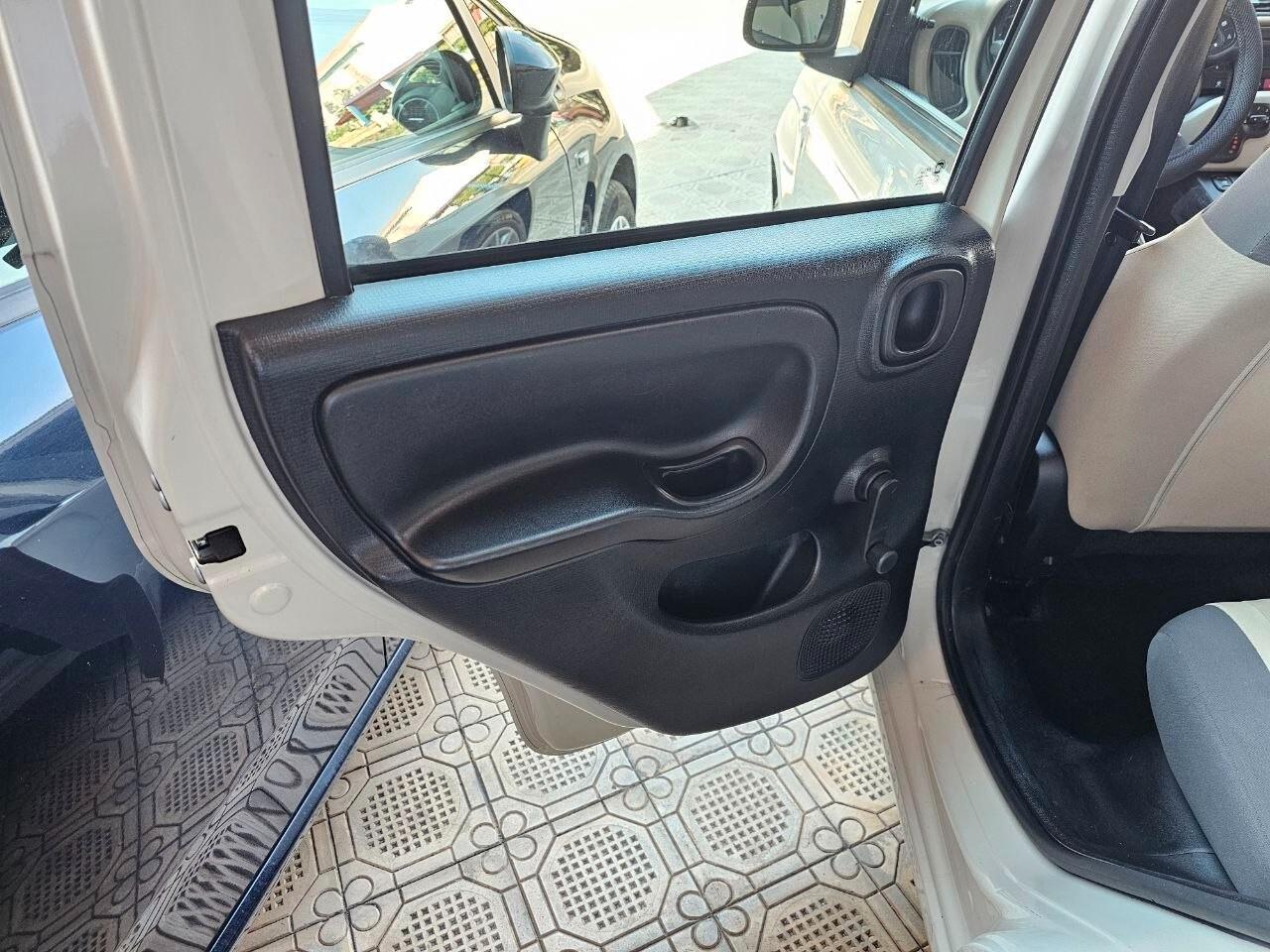 Fiat Panda 0.9 TwinAir Turbo Natural Power Lounge
