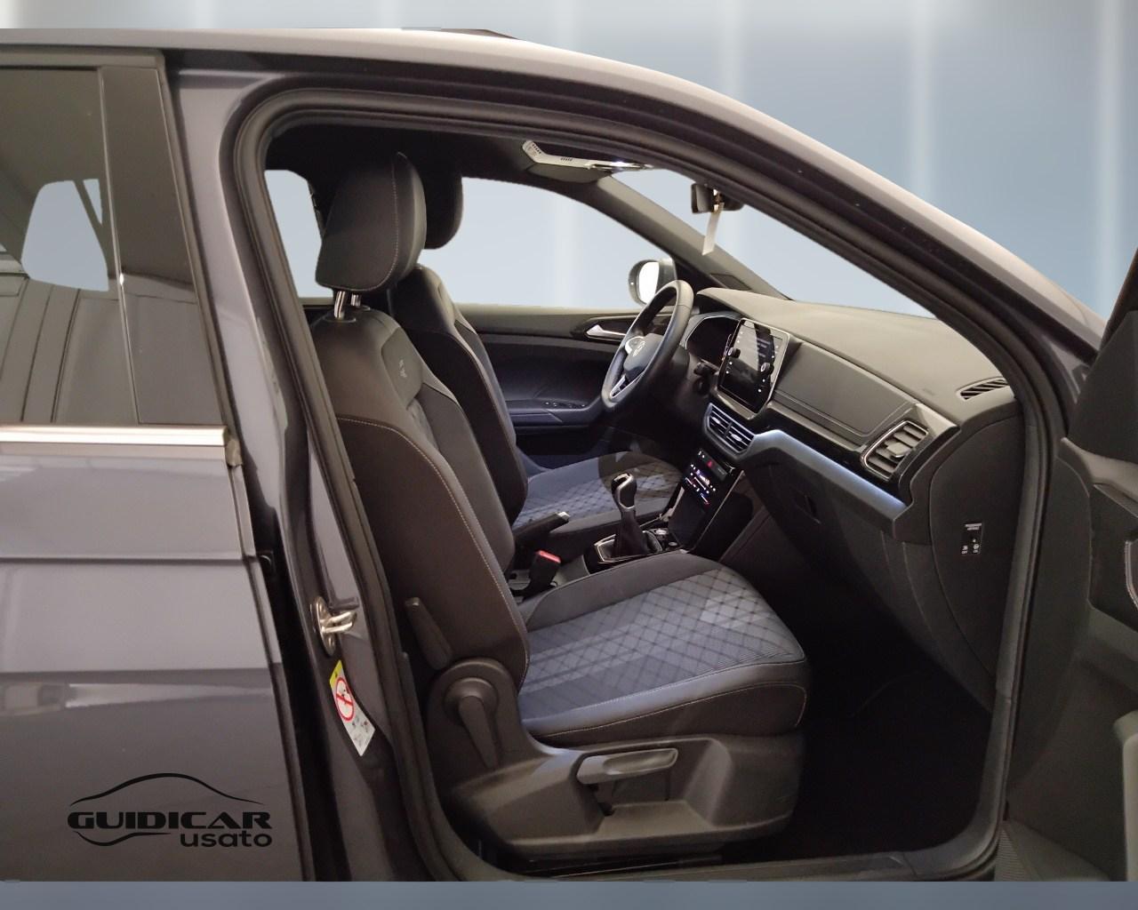 VOLKSWAGEN T-Cross 2024 - T-Cross 1.0 tsi R-Line Plus 115cv