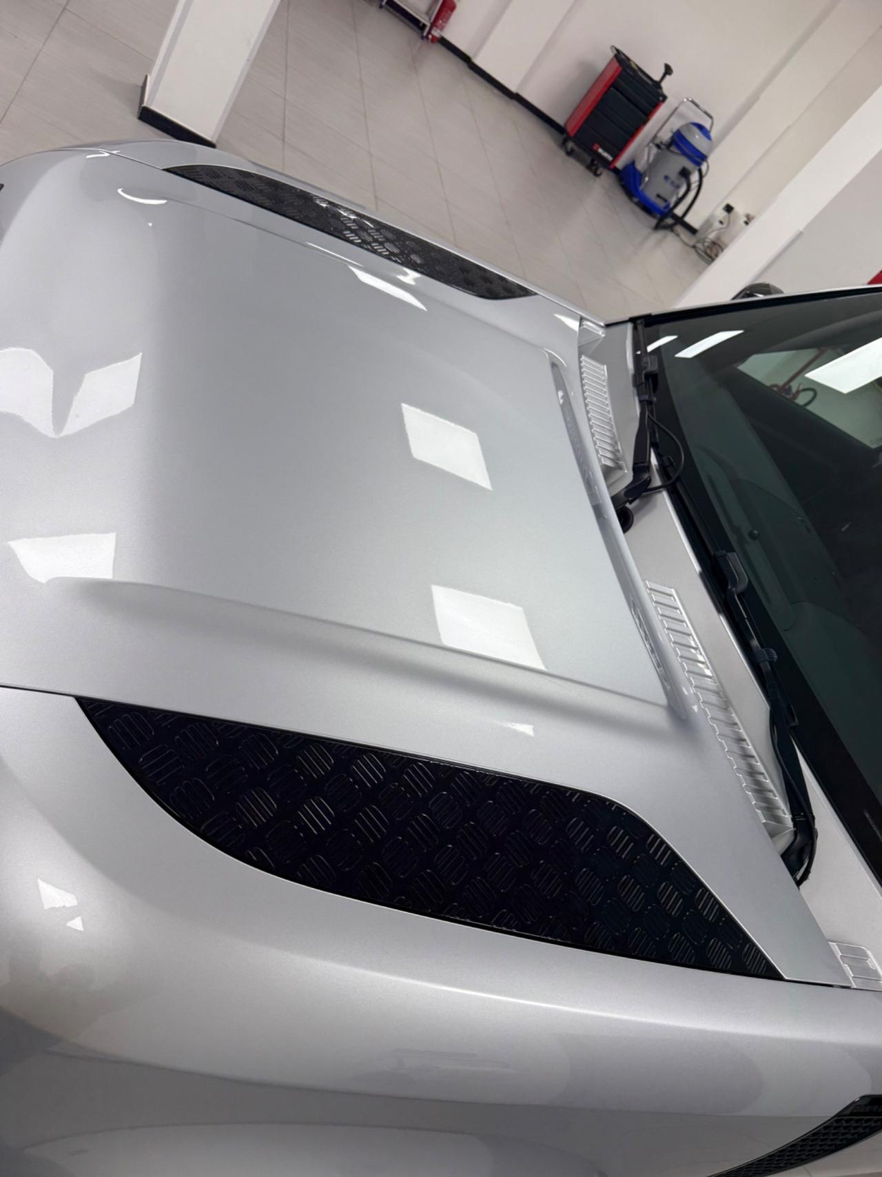 Land Rover Defender 110 2.0 SD4 240CV AWD Auto First Edition