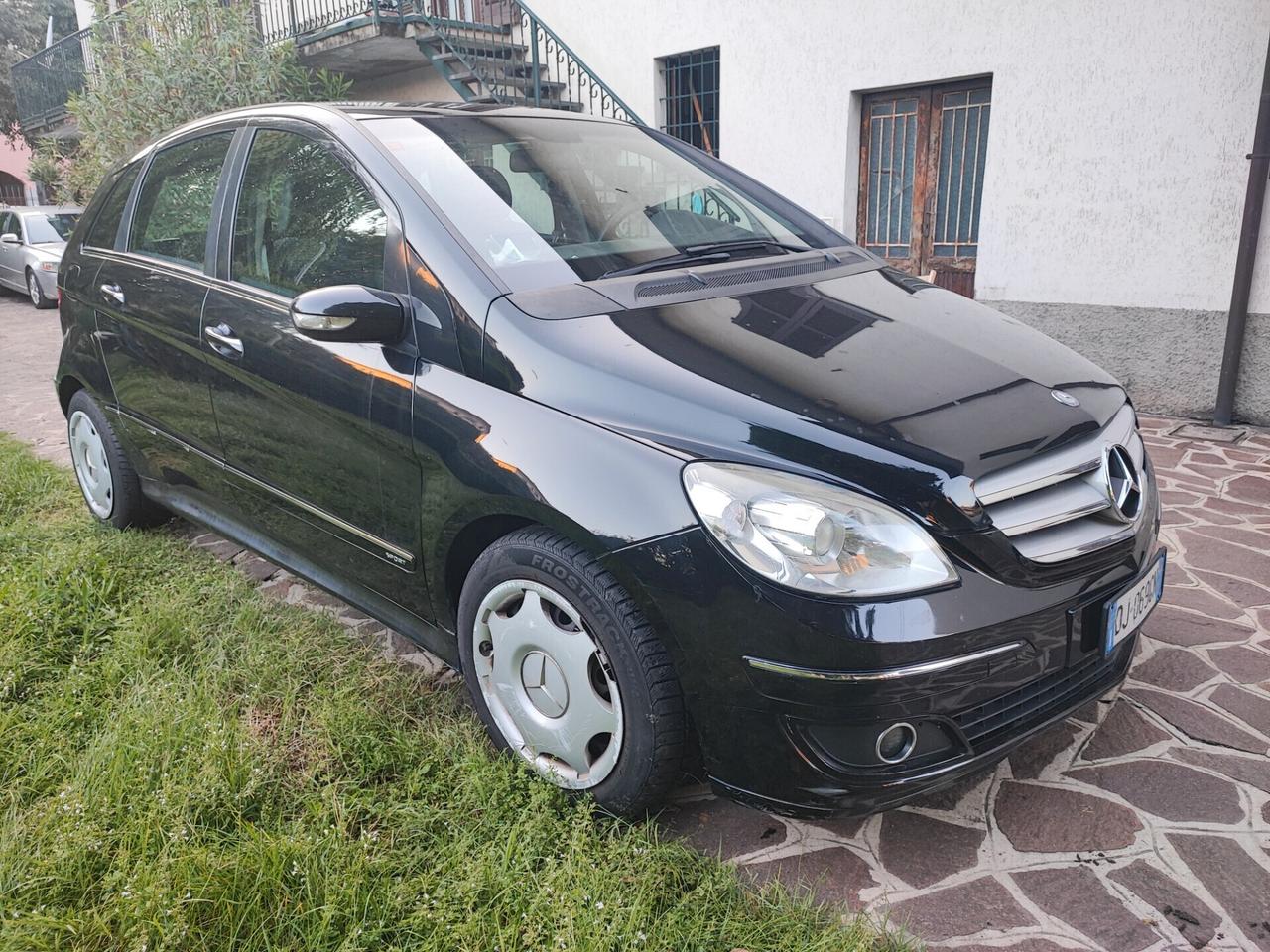 Mercedes-benz B 200 CDI Sport neopatentati premium