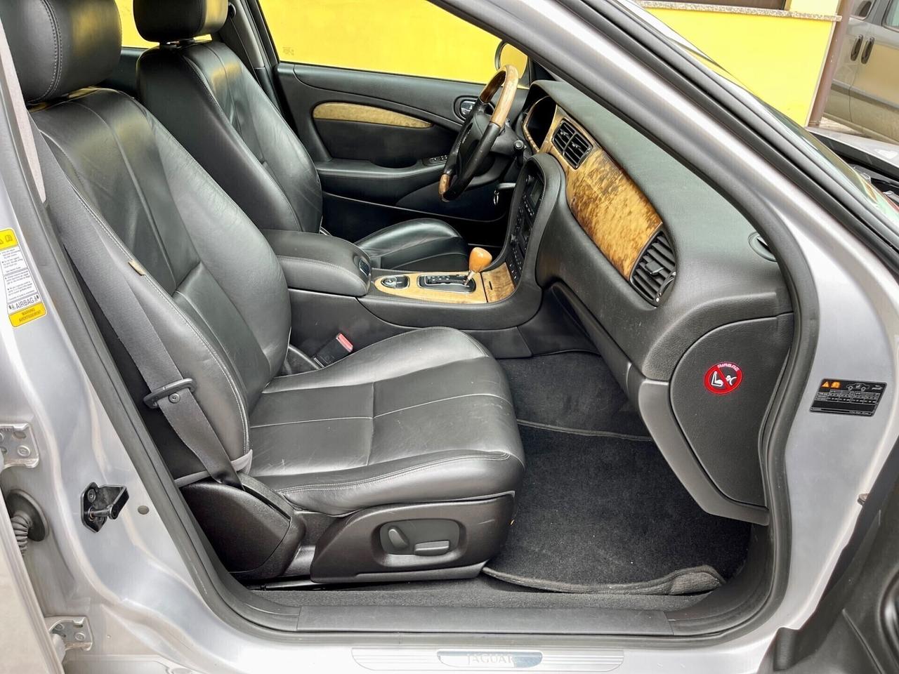 Jaguar S-Type 2.7D 152kw V6 UNICO PROPRIETARIO 12-