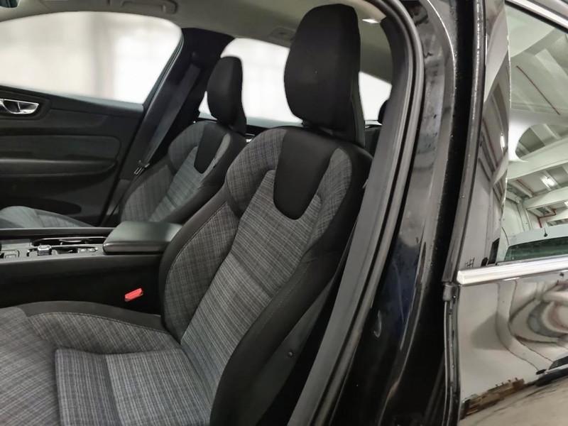 VOLVO XC60 B4 D AWD AUTOMATICO CORE 5 PORTE SUV