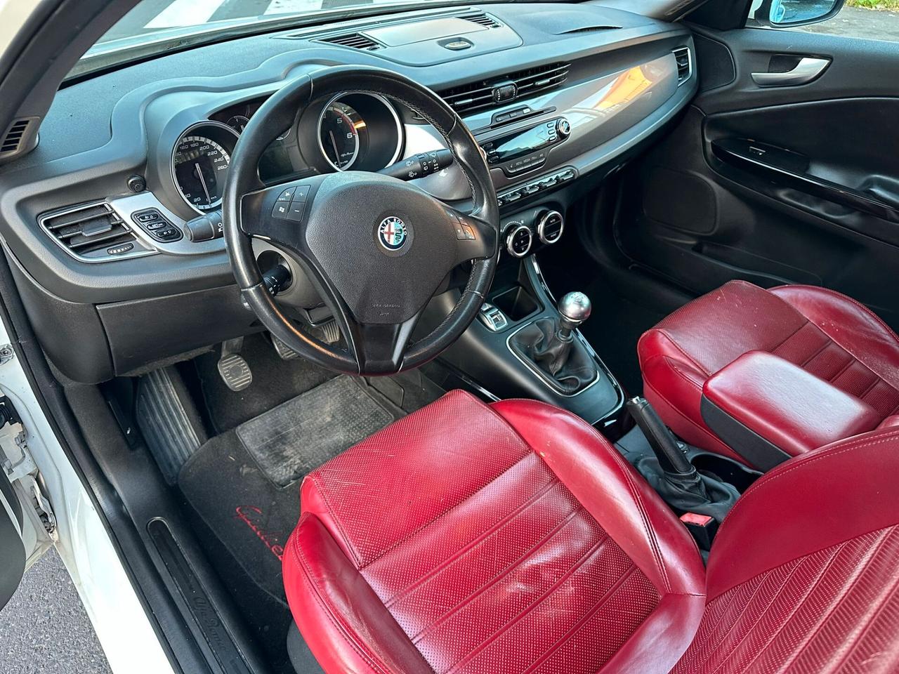 Alfa Romeo Giulietta 1.6 JTDm-2 105 CV Distinctive