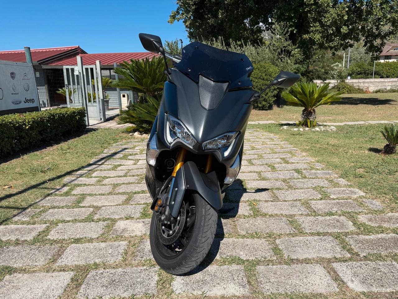 Yamaha T Max 530 SX-2017"SOLO 8.000KM"