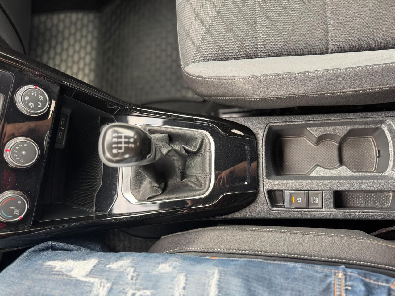 VOLKSWAGEN T-ROC 1.5TURBO BENZINA