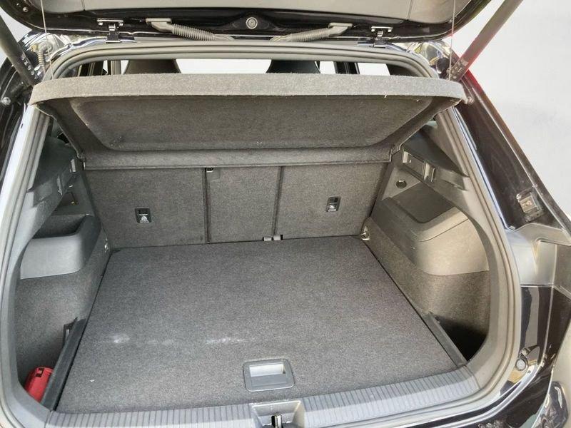 Volkswagen Tiguan 2.0 TDI 142KW SCR R-Line DSG 4MOTION DCC HEAD-UP CAMERA