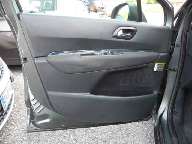 PEUGEOT 5008 1.6 HDi 112cv -7 POSTI-Unica Proprietaria-EURO 5/B