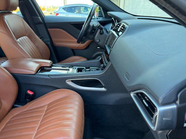 JAGUAR F-Pace 3.0 D V6 300 CV AWD aut. First Edition PELLE