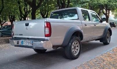Nissan Navara 2.5 dCi 4 porte Double Cab XE 4X4