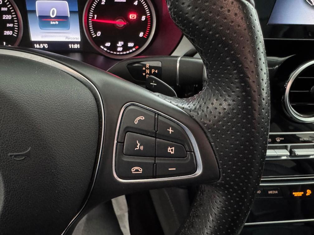 Mercedes Glc 250d Coupè Sport Full Led Night Pedane