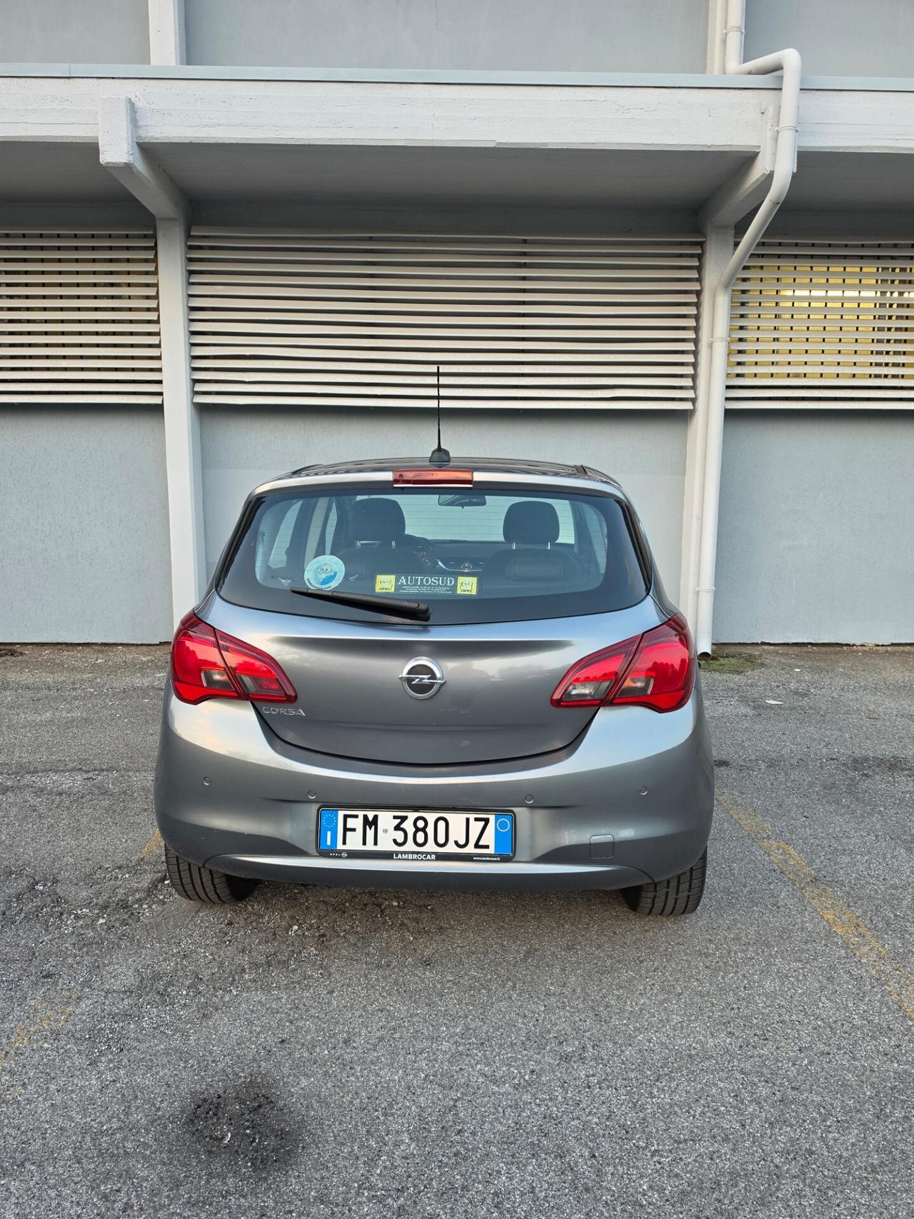 Opel Corsa 1.4 90CV GPL Tech 5 porte Innovation