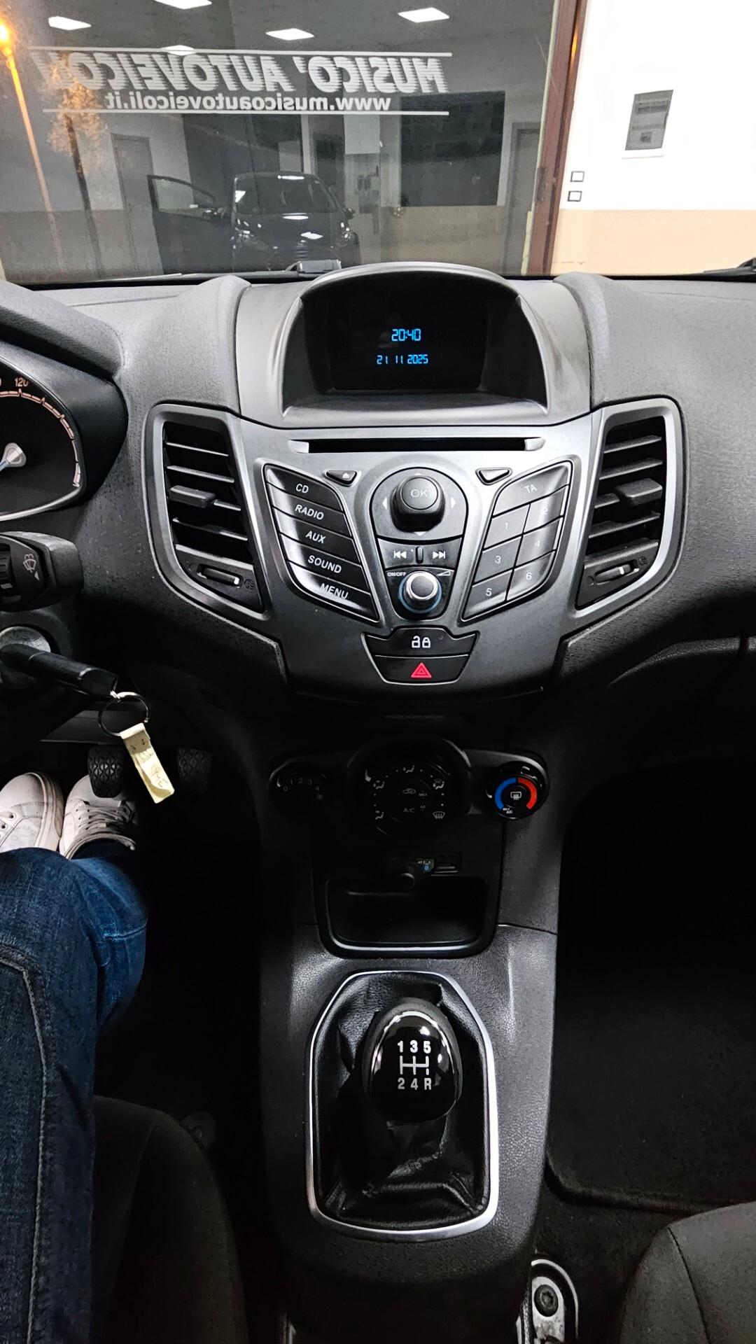 Ford Fiesta 1.5 TDCi 75CV 5 porte