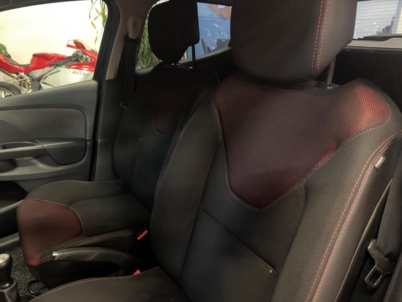 Renault Clio 1.2 75CV METANO 5 porte black look