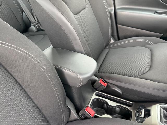 JEEP Renegade LIMITED+RETROCAMERA+2PDC+17''+NAVI+CRUISE ATTIVO