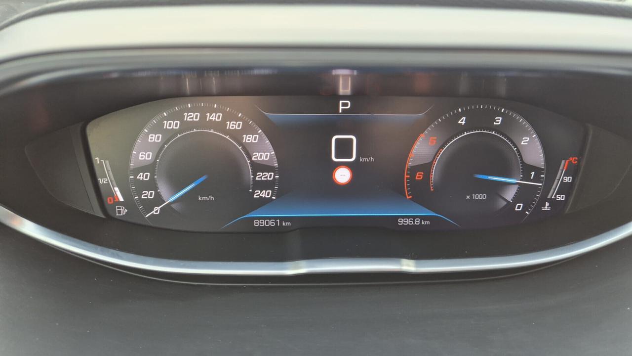 Peugeot 5008 BlueHDi 130 S&S EAT8 Allure Pack
