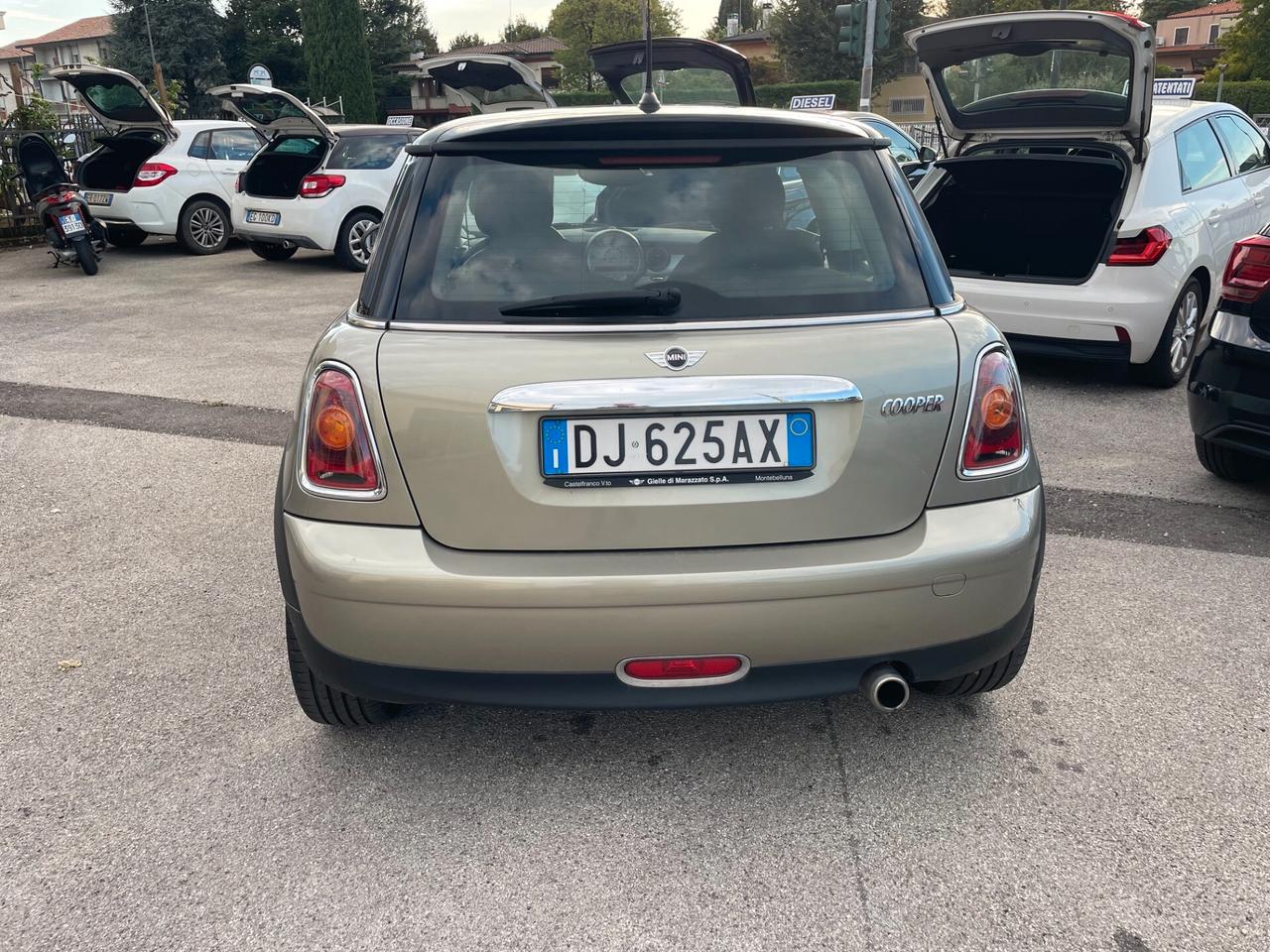 Mini 1.6 16V Cooper Pepper