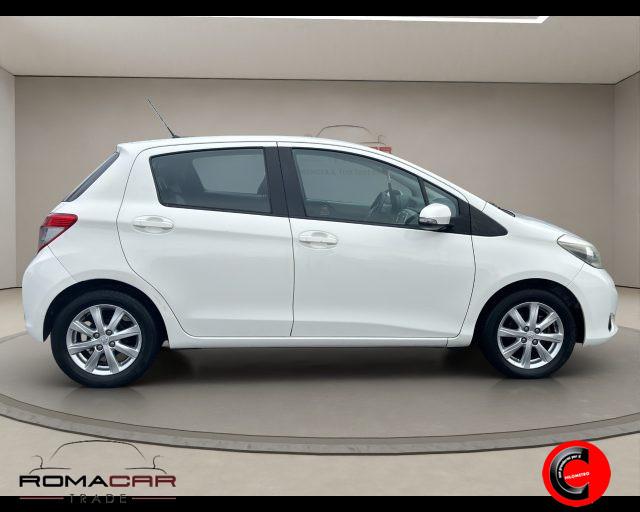 TOYOTA Yaris 1.3 5 porte Lounge
