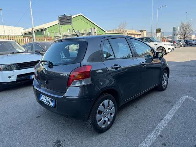 Toyota Yaris Yaris 5p 1.0