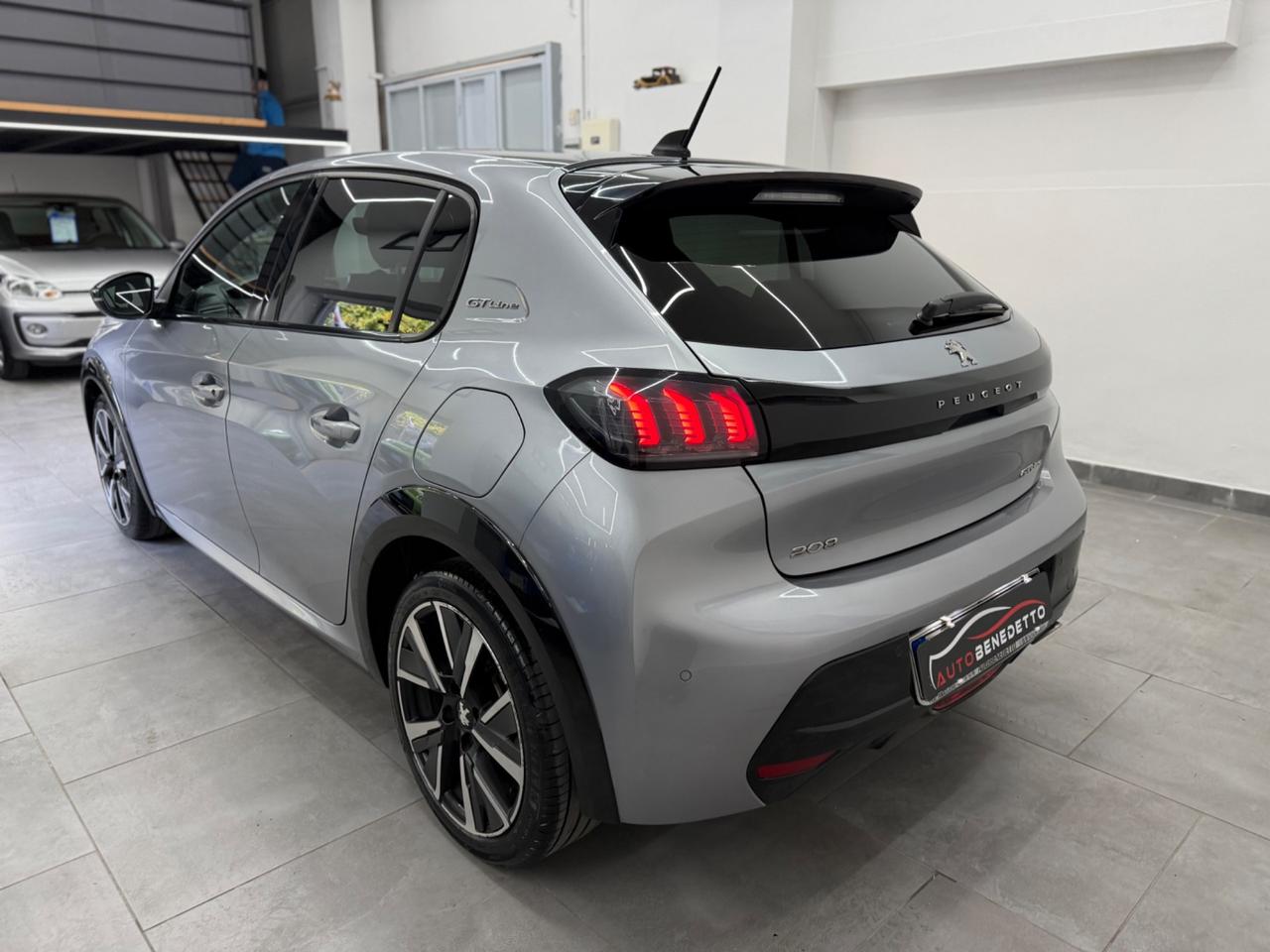 Peugeot 208 BlueHDi 100CV GT Line 2020