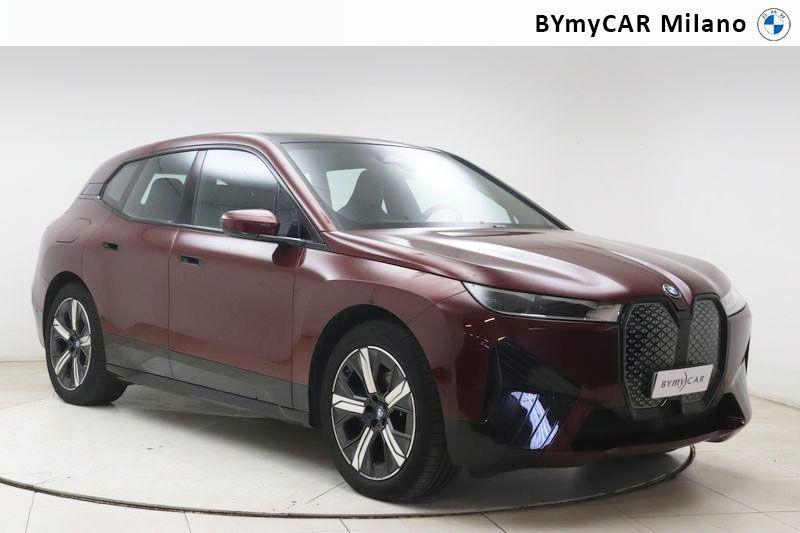 BMW iX 50 pacchetto sportivo xDrive